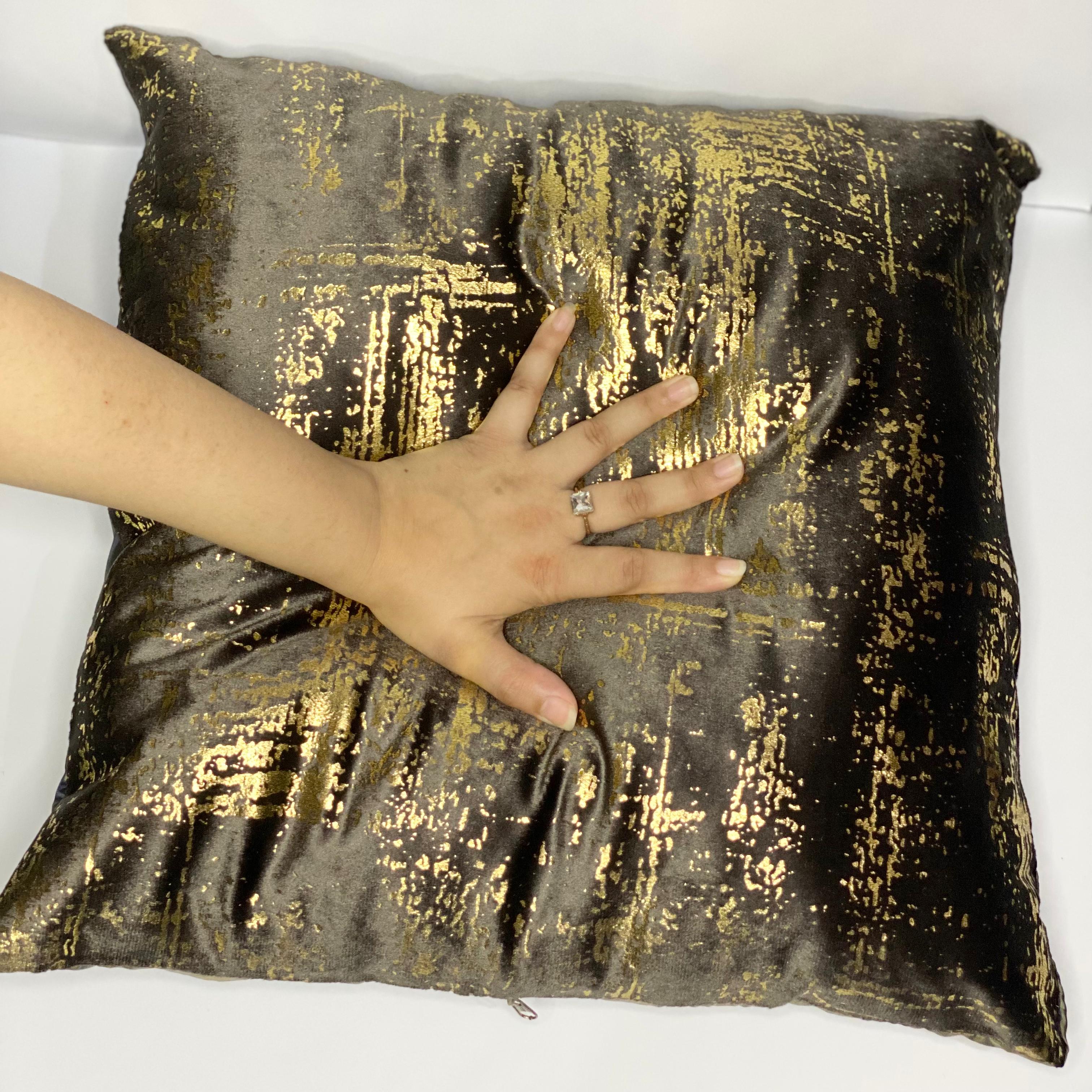 Luxury Velvet Cushion Cover (Chocolate)